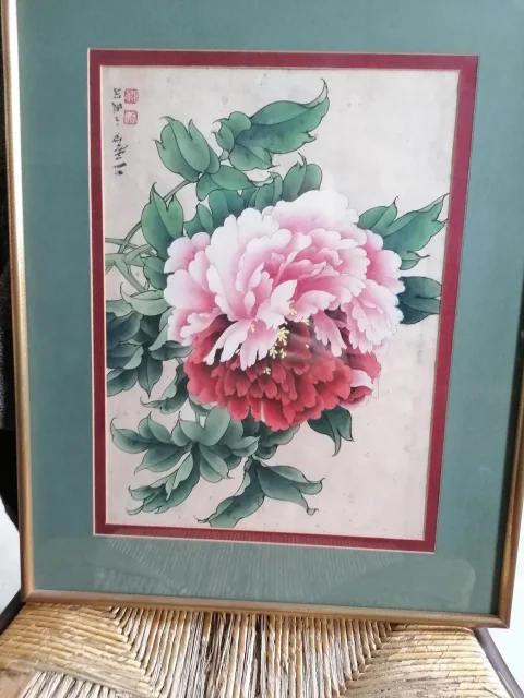 Signed Chinese print of a peony. Early 20th century, gilt frame.